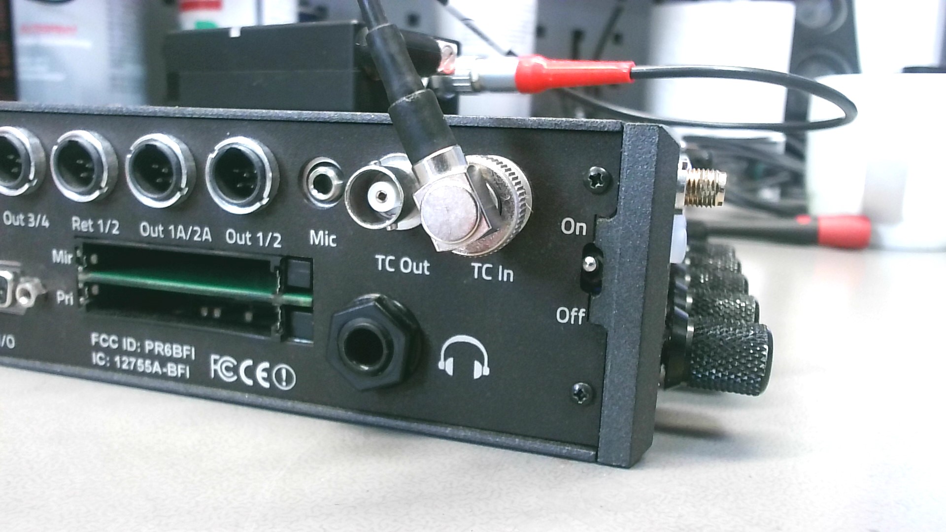 Zaxcom-Nova_Ambient-Lockit_TC-In.jpg